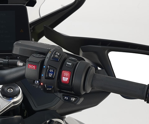 Das Bild zeigt die LED-Leuchten der BMW R 1300 RT-P